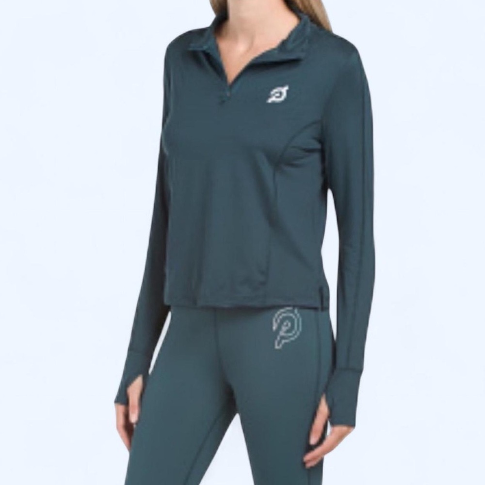 Peloton Quarter Zip Long Sleeve Warm Up Pullover Athletic Top Size Medium NWT